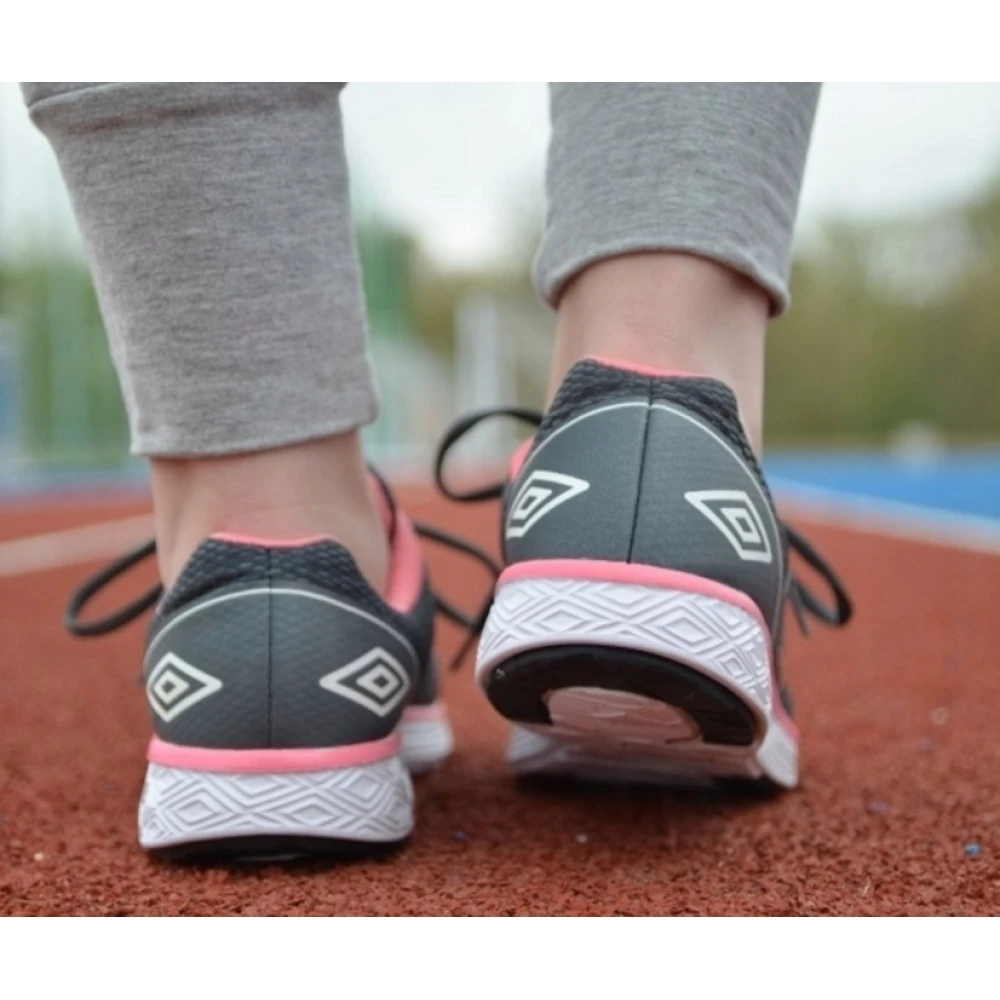 Жіночі кросівки UMBRO ENIM, розміри в наявності 37, 38