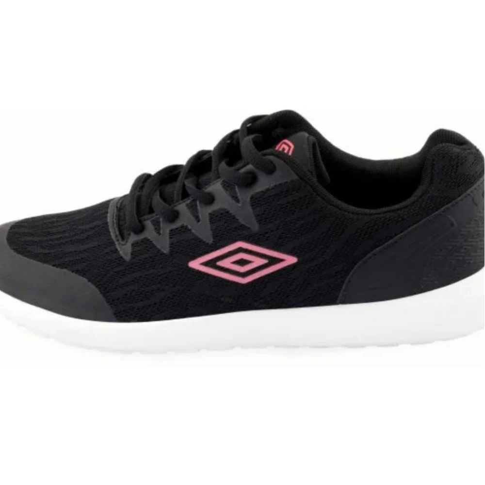 Жіночі кросівки UMBRO Thyone 2, розміри в наявності 37, 40